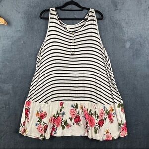 Flamingo Urban Black & White Boxy Tank Top w/flutter floral bottom measures XL